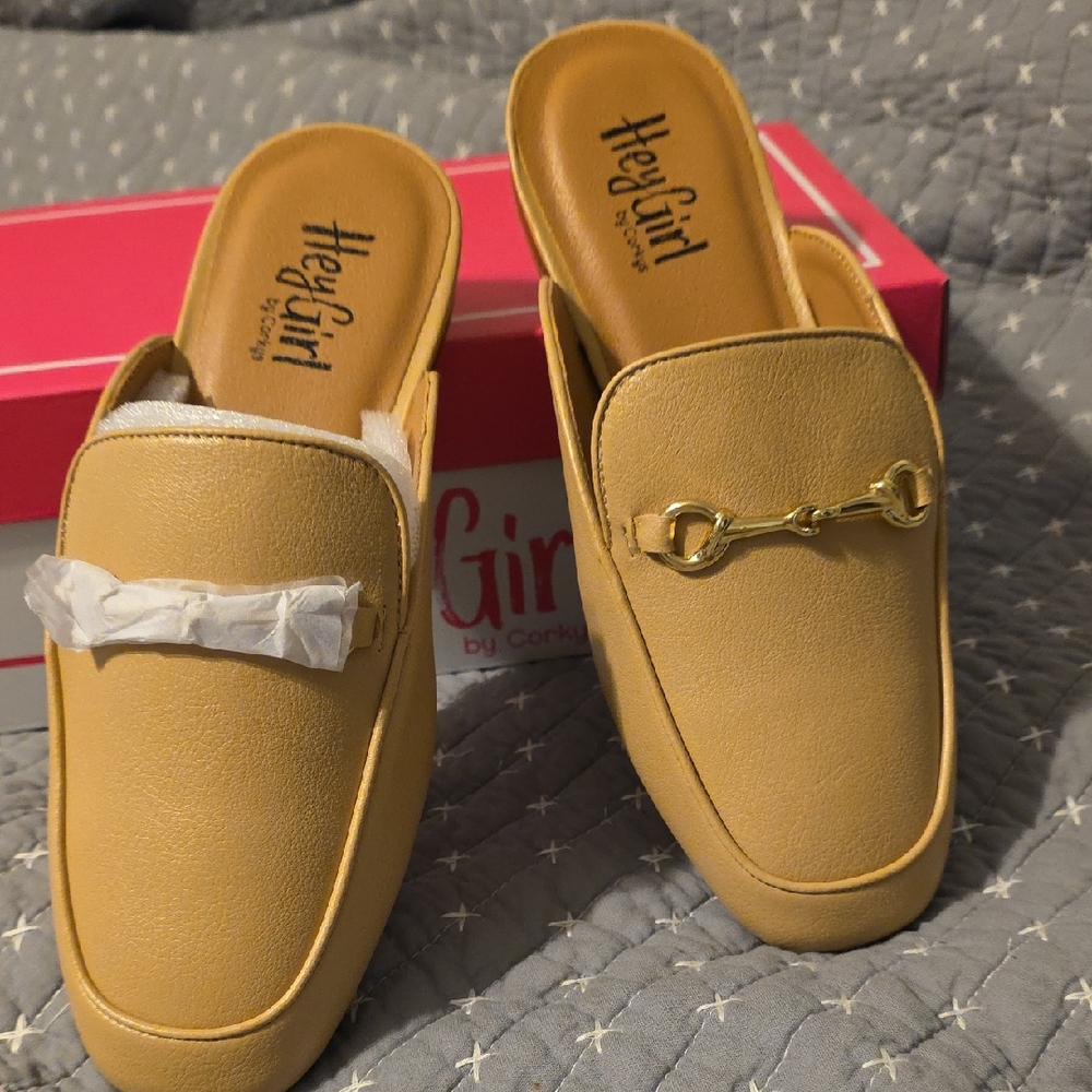 Women's Hey Girl By Corkys Tan Loafers